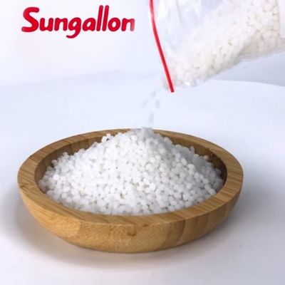 ขายส่งปลีก TPE TPR Thermoplastic Elastomer Granule สําหรับกระเบื้องพื้นรถ