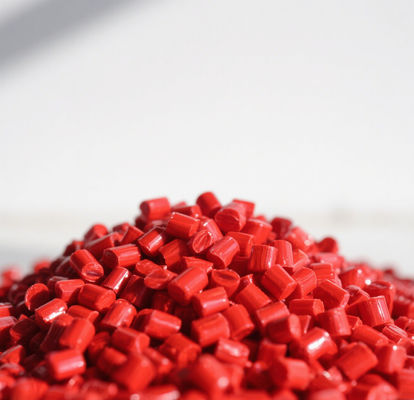 TPE رنگارنگ (ترومپلاستیک الاستومر) Masterbatch برای حیوانات خانگی Chew & Squeak Toys Granules Injection Molding