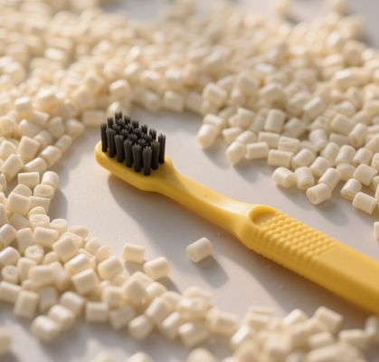 Sungallon Thermoplastic Elastomer (TPE) Overmolding Granules Raw Material for Toothbrush Pellets Injection Molding